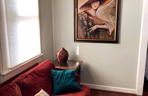 West Riverside House | 🔥CLOSE 2 UPTOWN+ZOO❤️ | SLEEPS 5 & PET FRIENDLY W/FEE