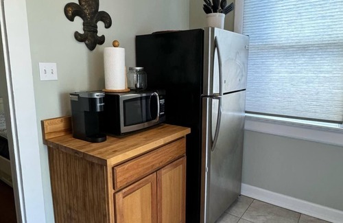 West Riverside House | 🔥CLOSE 2 UPTOWN+ZOO❤️ SLEEPS 5 & PET FRIENDLY W/FEE