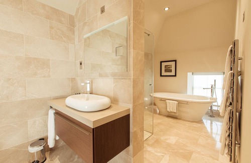 Heddon-on-the-Wall Bed & Breakfast | Close House