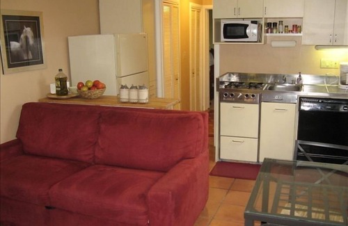 Oakland Apartment | Close in Location with Incredible Views & Resort Like Feel!