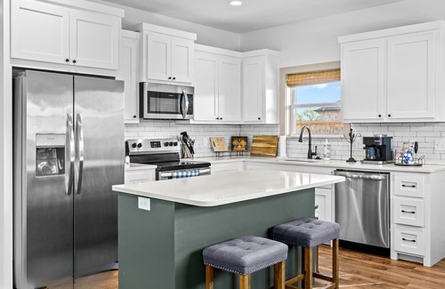 Abilene House | Close to ACU ~ Sleeps 8 ~ Summer Deals ~ Sparkling Clean ~ Pets OK ~ 5 Stars