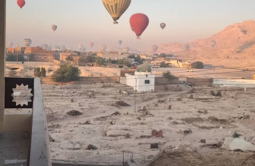 Luxor Apartment | Close to all historic sites. Panoramic view Valley of Kings and hot air balloons