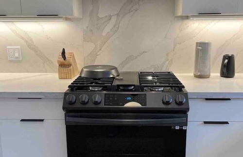 Point Reyes Station House | Close to Beaches! A Willows Retreat! True Luxury!