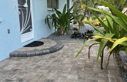 Nokomis House | Close to beach ! 3 Bdrm , 2 Bath - Duplex