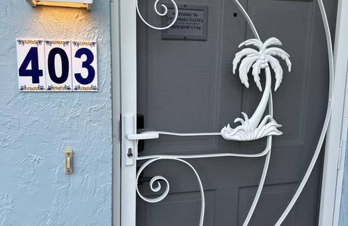 Nokomis House | Close to beach ! 3 Bdrm , 2 Bath - Duplex