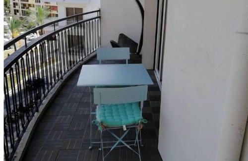 Cros-de-Cagnes Apartment | Close to beach and local amenities