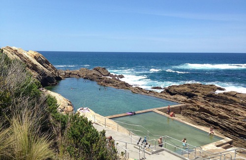 Bermagui Apartment | Close to Beach, Harbour Marina, Country Club, Golf Course, Restaurants, Cafes