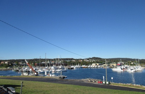 Bermagui Apartment | Close to Beach, Harbour Marina, Country Club, Golf Course, Restaurants, Cafes