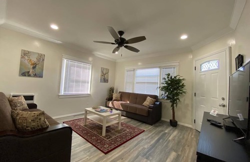 Franklin Apartment | Close to beach & Self check-in & Comfy