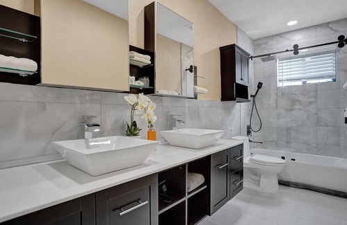 Deerfield Beach Villa | Close to Beach 4 Br with Heated and Amazing Pool