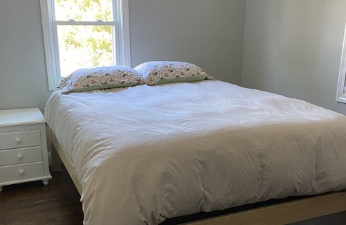 Hyannis Port House | Close to beaches and downtown Hyannis. 10% discount this week.