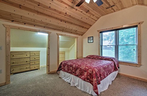 Mauston Other | CLOSE TO CASTLE ROCK LAKE AND WI DELLS! GREAT FOR GROUPS OR MULTIPLE FAMILIES