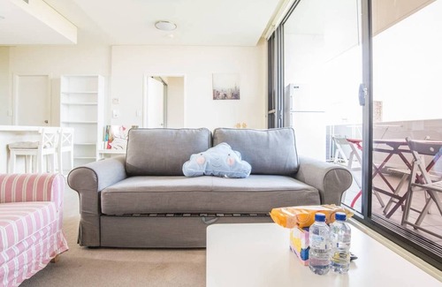Zetland Apartment | Close to city1bed1bath Apt at the heart of Zetland