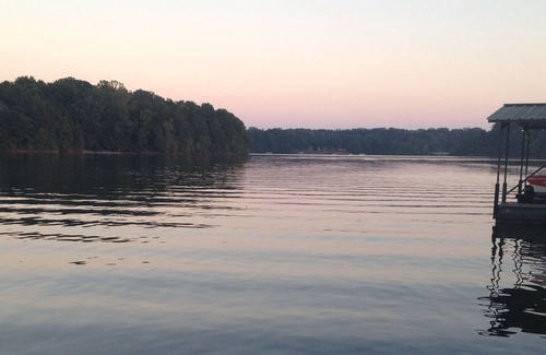 Anderson House | Close to Clemson and Green Pond Landing