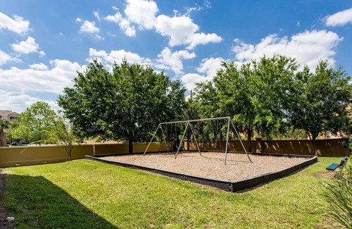 Crestwynd Bay House | Close to Disney 3 bdrm 3 bath- Unit 8 Crestwynd