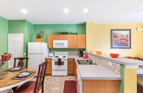 Crestwynd Bay House | Close to Disney 3 bdrm 3 bath- Unit21 Crestwynd