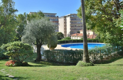 California - Pezou Apartment | Close to downtown Cannes, swimming pool and sea view