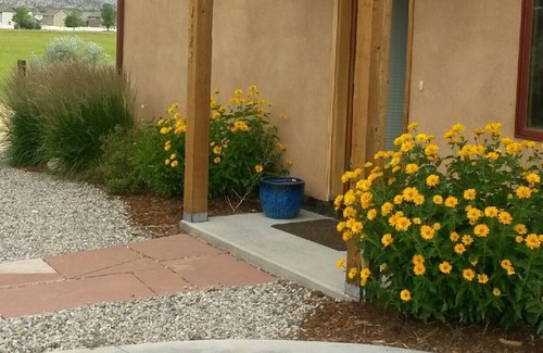 Salida House | Close to downtown Salida, trails, bike path with great outdoor space!*