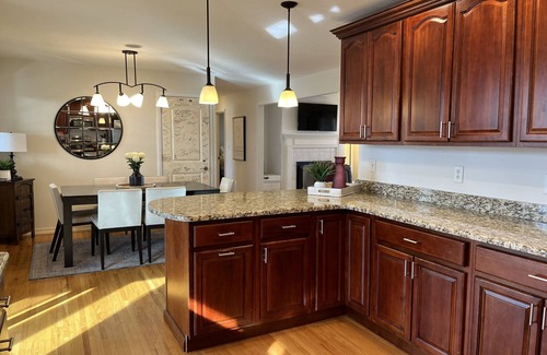 Rochester House | Close to everything, Amazing sun room, private backyard, BEAUTIFUL HOME
