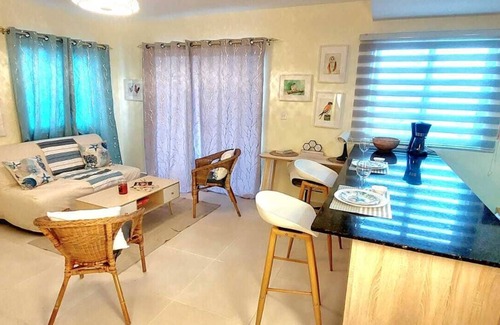 Veron Apartment | Close to everything, great pool and super safe, look at everything there is.