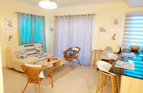 Veron Apartment | Close to everything, great pool and super safe, look at everything there is.