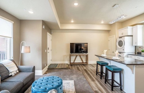 Timp Apartment | Close to Everything in Downtown Provo