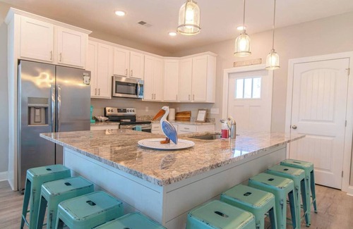 Crescent Beach House | Close to Golfing, Pool, 5 hole Mini Golf + Walk to Beach