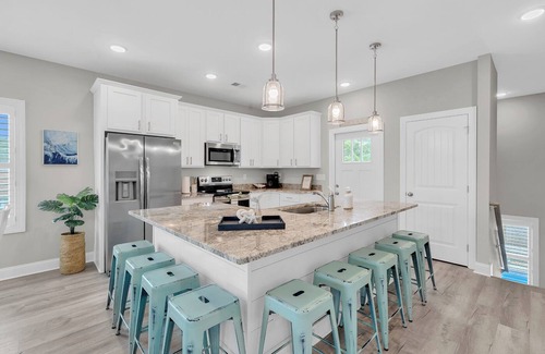 Crescent Beach House | Close to Golfing, Pool, 5 hole Mini Golf + Walk to Beach