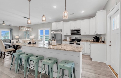 Crescent Beach House | Close to Golfing, Pool, 5 hole Mini Golf + Walk to Beach