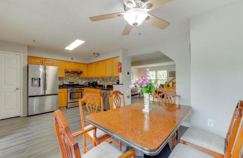 Rossville House | Close to Hospital and White Marsh! Rosedale Townhome