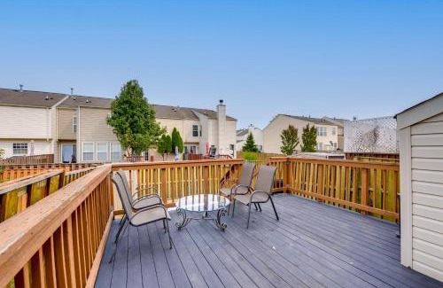 Rossville House | Close to Hospital and White Marsh! Rosedale Townhome