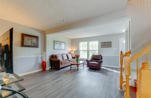 Rossville House | Close to Hospital and White Marsh! Rosedale Townhome
