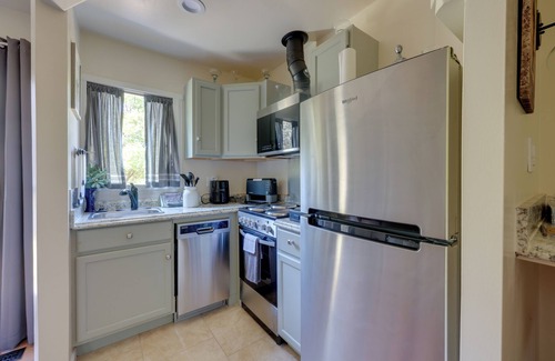 Hoover Apartment | Close to Hospitals: Peaceful Birmingham Studio