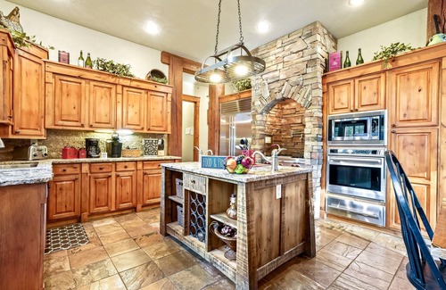 McCall Cabin | Close to Lake and Brundage, Arcades, Hot Tub
