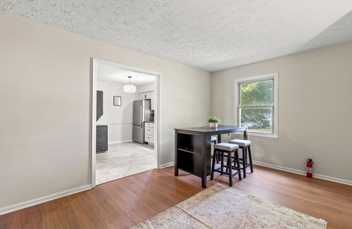 Wilmore Apartment | Close to Lexington 2-bedroom apartment with WiFi, AC in peaceful Wilmore