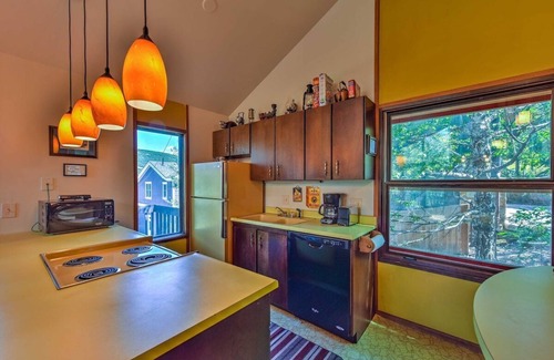 Downtown Park City Cabin | Close to Main St | Vintage Ski-In Cabin | Huge Deck