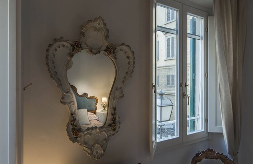 San Lorenzo Apartment | Close to Michelangelo