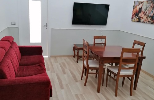 Torre del Greco Apartment | Close to Naples, Pompeii and 100 meters from boarding to Capri, Amalfi and Positano