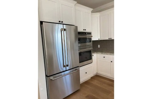 Castro Valley House | Close to San Francisco, Quiet family home with views!