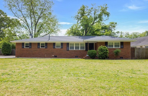 Aiken House | Close to Southside, Downtown, and Horse District