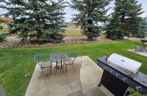 Donnelly House | Close to Tamarack and Cascade Lake boat ramps