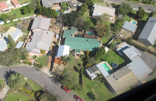 Caledon Cottage | Close to the Casino, shops and surrounding areas