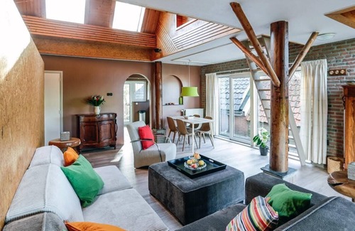 Municipality of Groningen House | Close to the city of Groningen, calm and privacy. Free parking