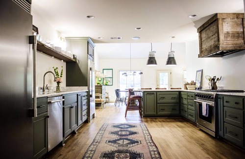 Oxford House | Close to the Historic Oxford Square