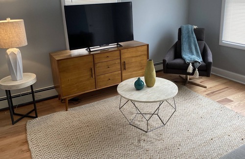 Getty Square House | Close To The metro north Yonkers station