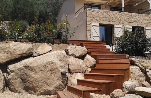 Santa Giulia House | CLOSE TO THE MOST BEAUTIFUL BEACHES IN SOUTHERN CORSICA