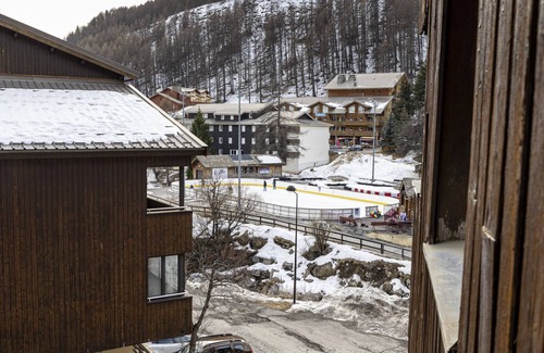 Allos Apartment | Close to the ski slopes, mountain view studio for 4 ppl