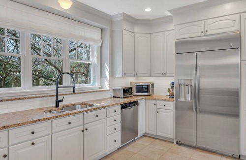 East Hampton North House | Close to Village & Beach, Heated Pool, Finished Basement w/Media Room,.