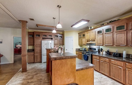 Mayo House | Close to Water w/ Firepit - Grill - Dog-Friendly