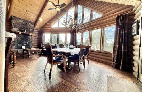 Orderville House | Close to Zion Panaramic views Pet Friendly